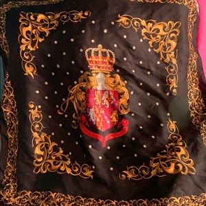 Nice black and gold scarf